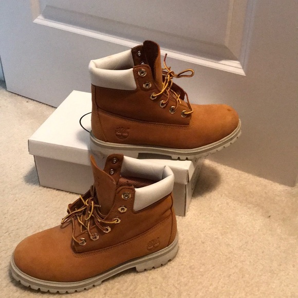 timberlands size 5 womens
